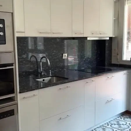 Nuevo En Zona Baja De Cotolino Castro Urdiales